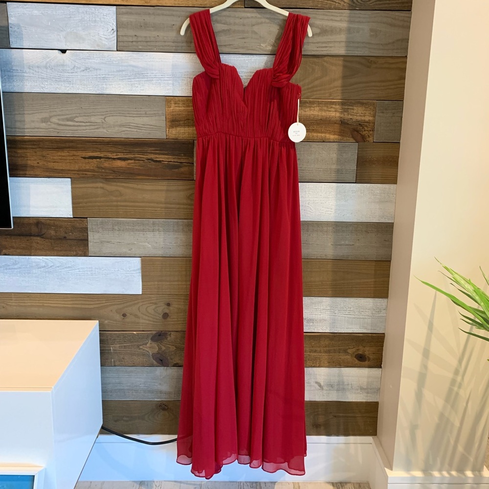 ❤️NWT - Red Long Prom/Evening Dress Gown (Sz M)❤️